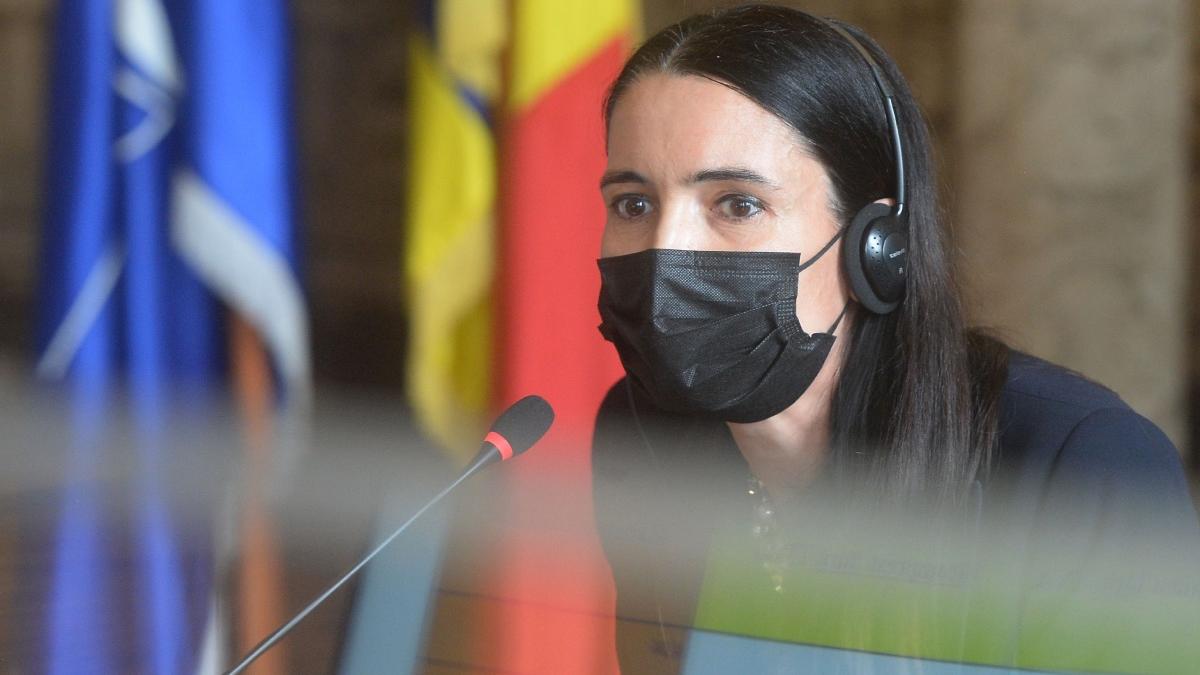 politia chemata la primaria sectorului 1 scandal sedinta problema gunoaielor