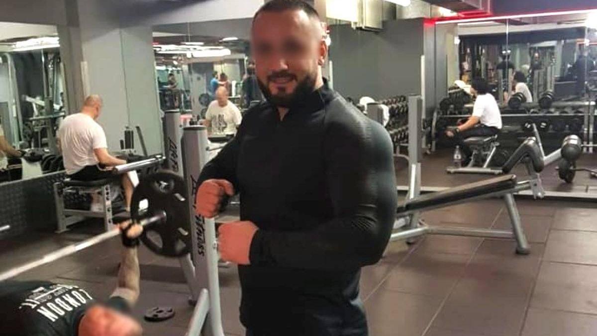 tanar navodari sechestrat torturat fost iubit prietena