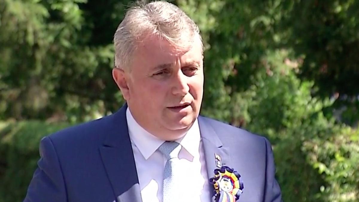 Lucian Bode, reacție după aterizarea de urgență a elicopterului militar: "A atins doi stâlpi care au căzut peste mașini"