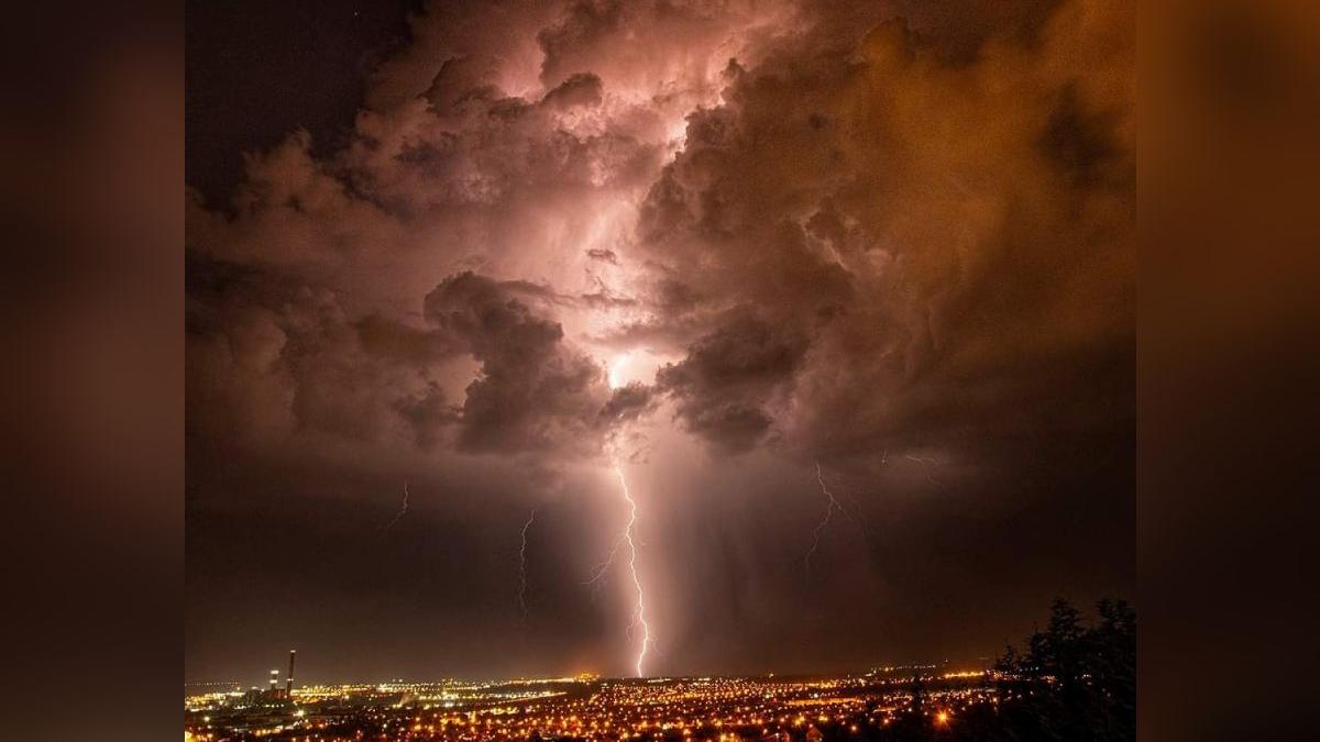 fotografie spectaculoasa oradea fulger