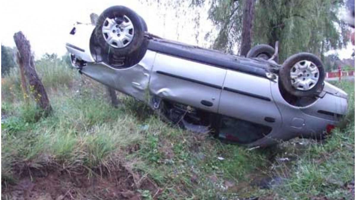 galati sofer 19 ani accident beat fara permis cu numere false la masina