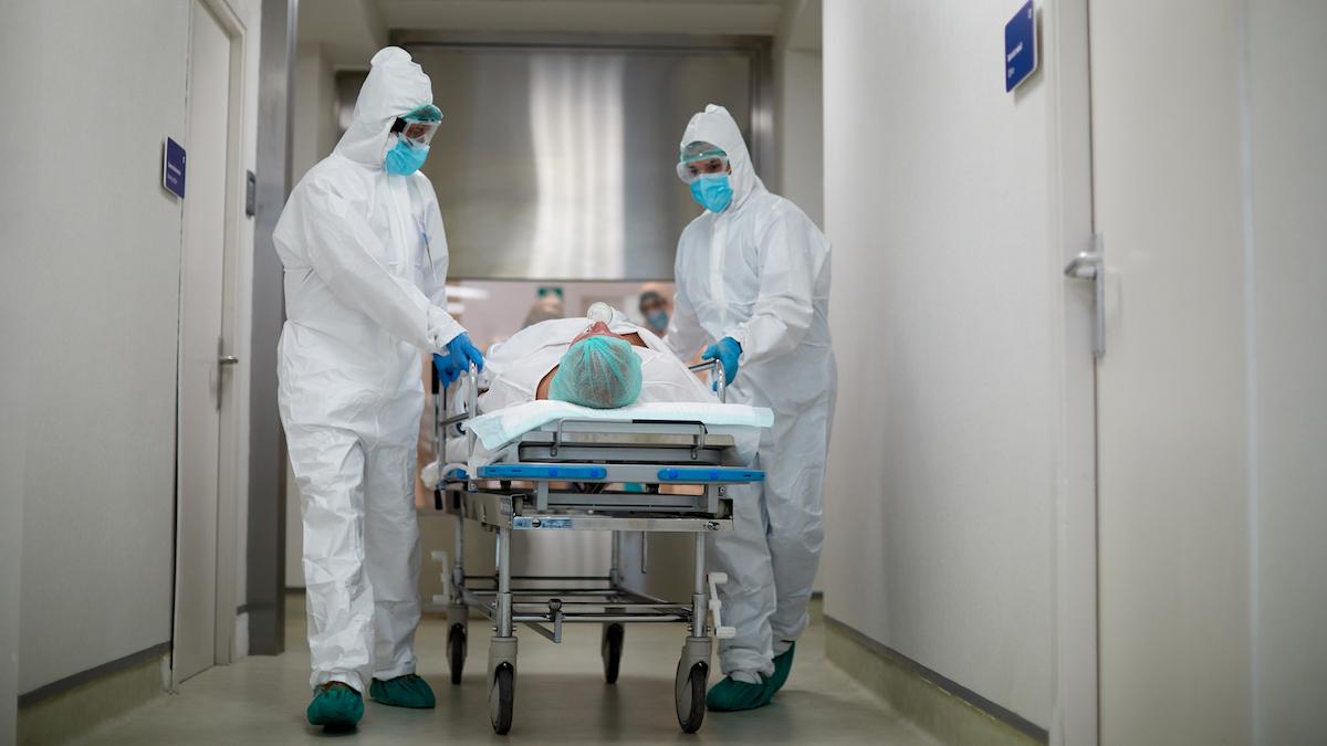 femeie roman ati imbolnavit spital operatie