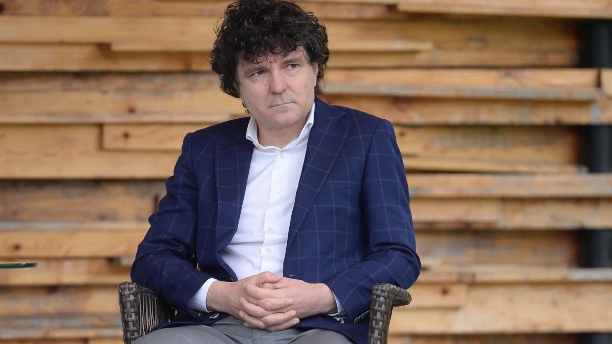 urs plus il someaza pe nicusor dan stopeze mascarada consursurilor primarie