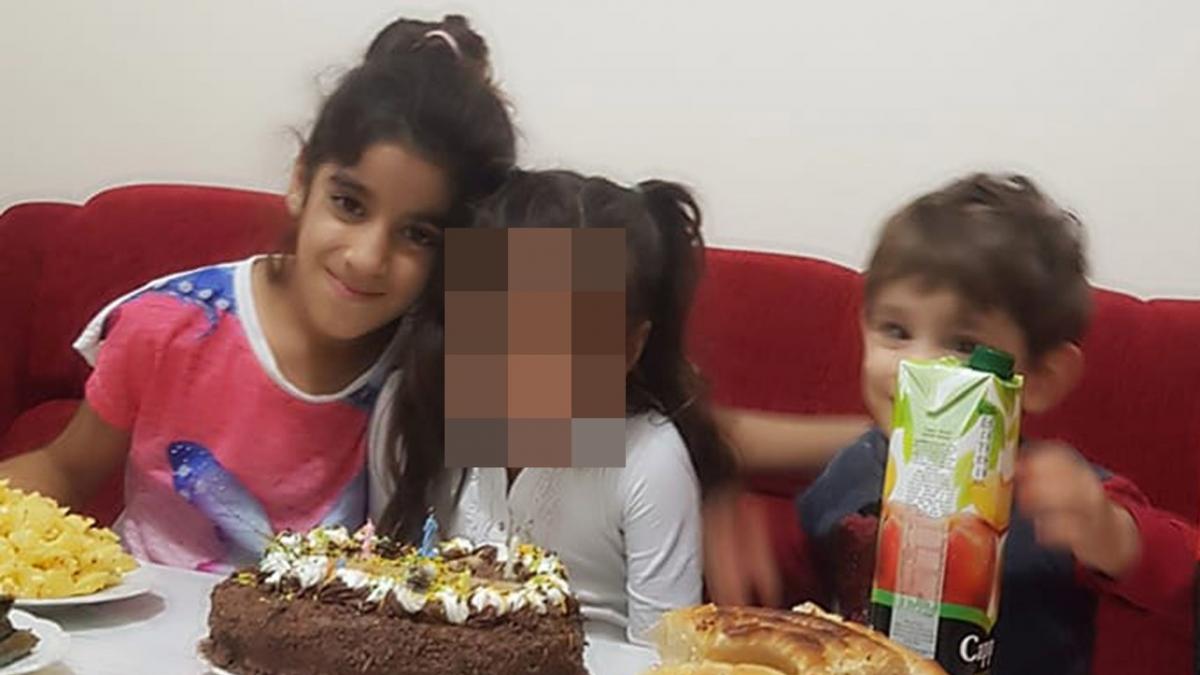 baietel de trei ani gasit pe fundul unui lac tinandu se de mana cu sora lui