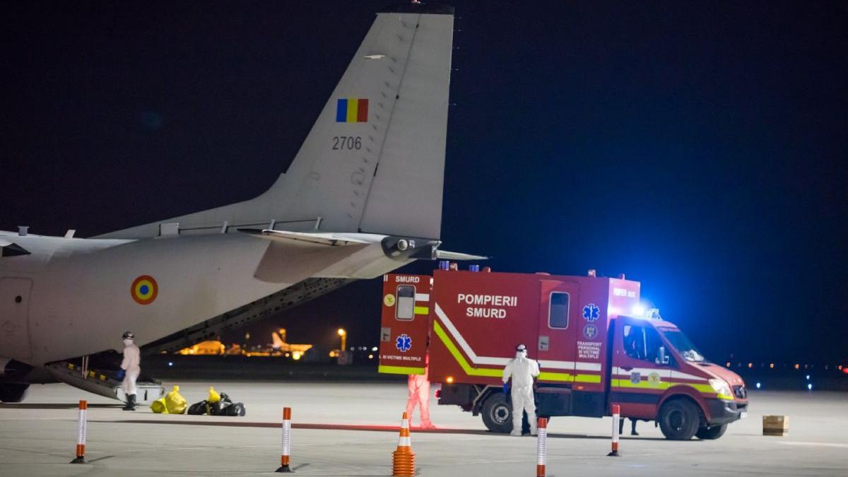 trei romani arsuri grave transportati germania avion spartan