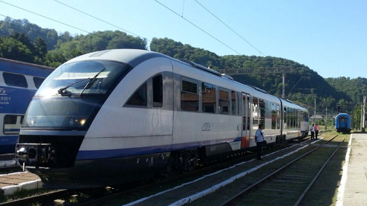 tronson feroviar brasov sighisoara reabilitat