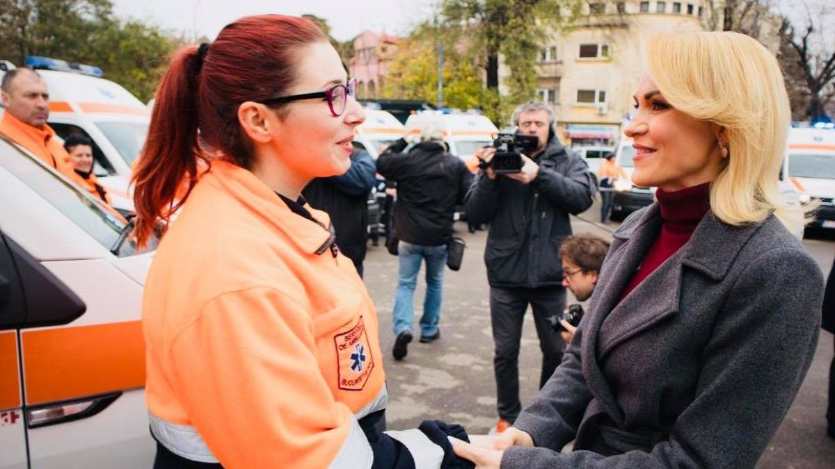 gabriela firea ziua nationala ambulanta