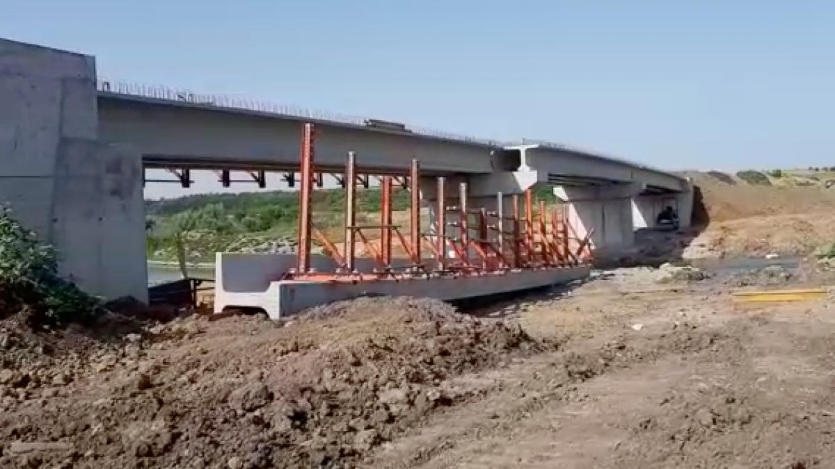 grinda pod prabusit teleorman patru persoane au fost ranite