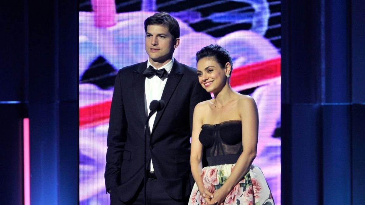actori de la hollywood ashton kutcher si mila kunis marturisesc ca se spala rar pe corp ce parere