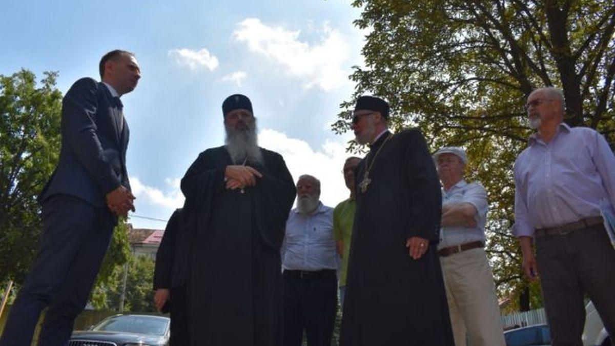 botosani parintii paisie olaru ilie cleopa si dionisie de la colciu vor fi propusi spre canonizare