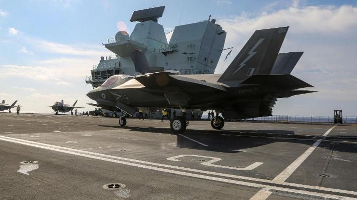 portavion queen elizabeth marea chinei de sud