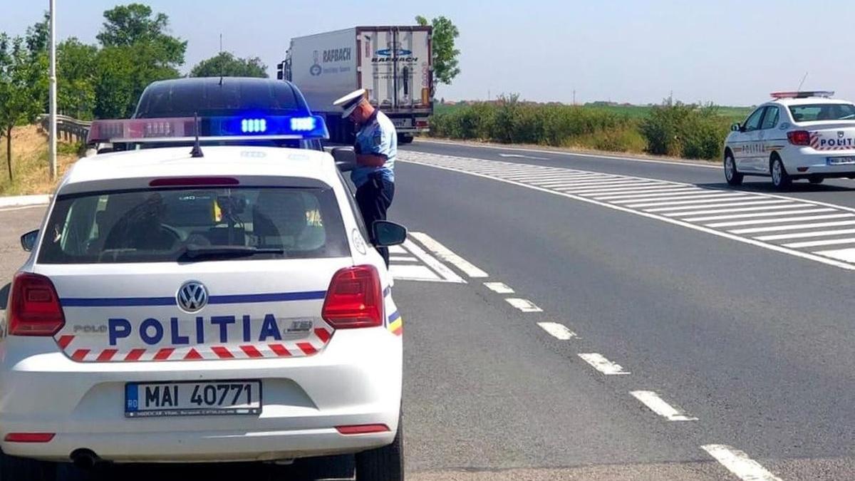 trafic blocat dn 1a prahova accident cu trei masini