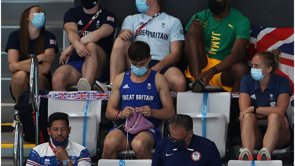 campion olimpic croseteaza tribune