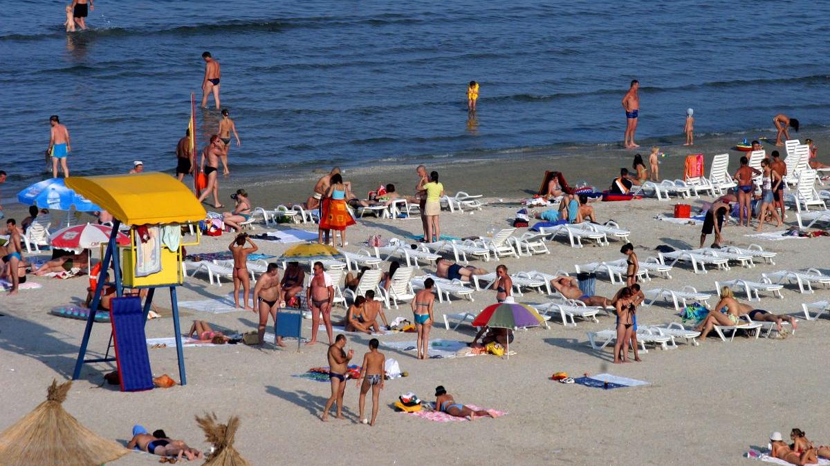 cat costa sezlong mamaia grecia