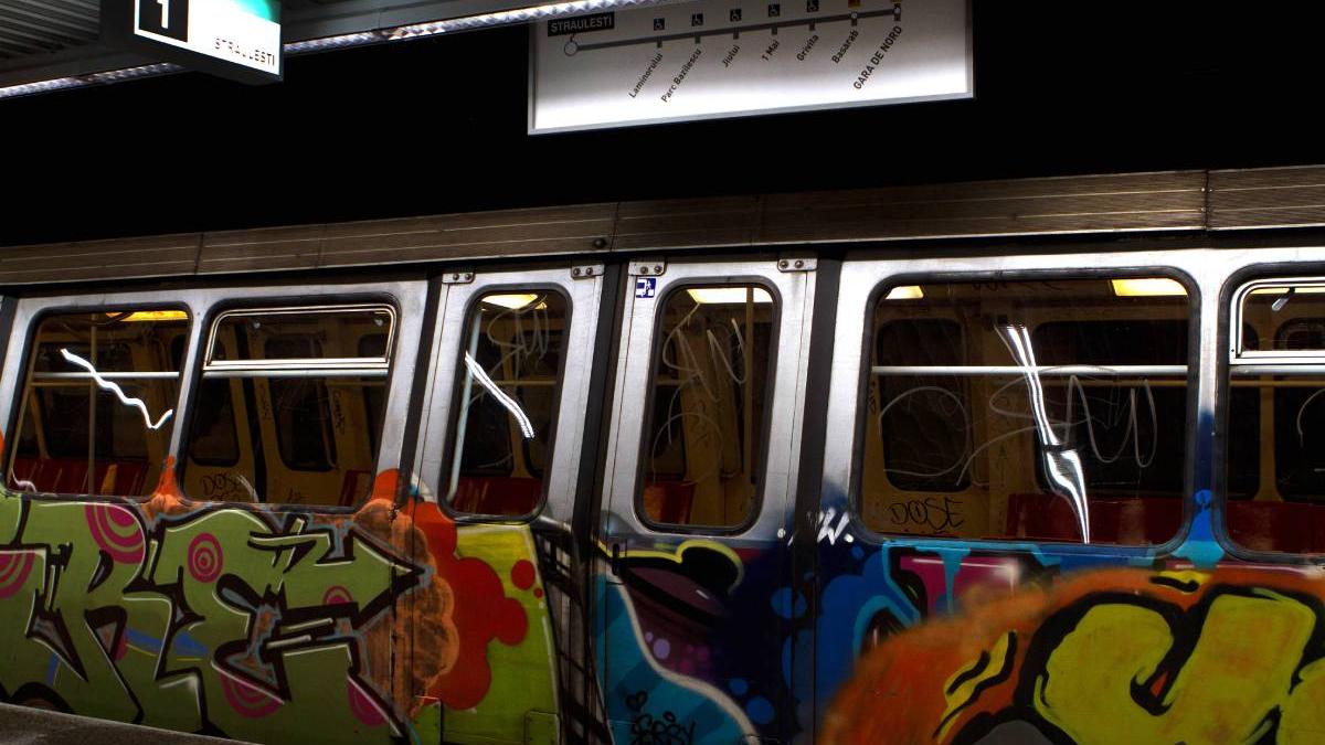 defectiune metrou circulatie ingreunata magistrala 4