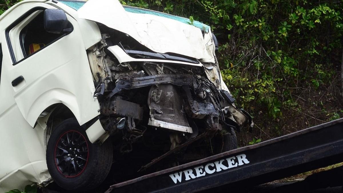 tragedie in turcia dupa ce un autocar cu turisti s a rasturnat trei persoane au murit pe loc iar 16