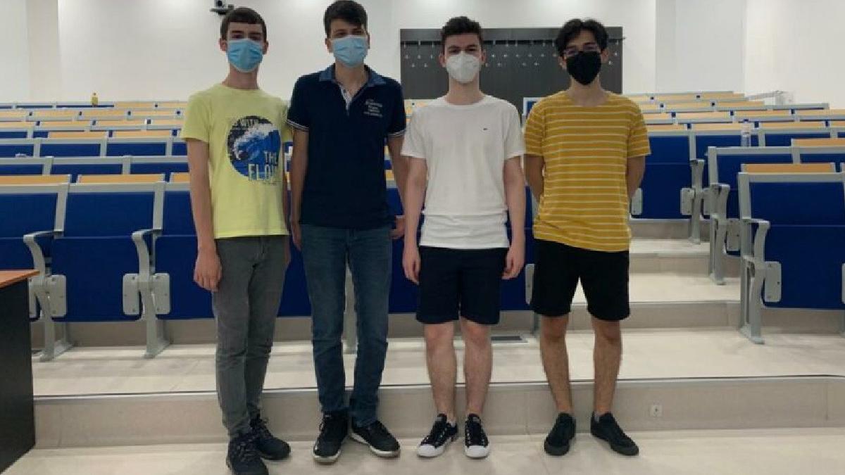 trei medalii de aur si una de argint obtinute de elevii romani la la olimpiada internationala de