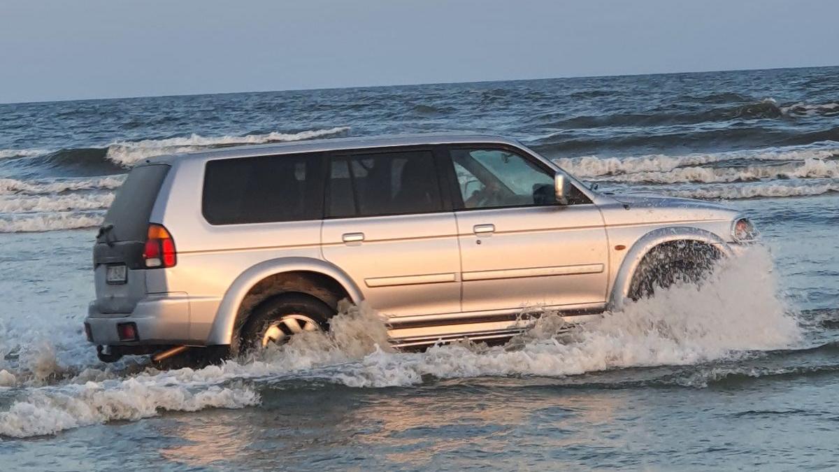 sofer tulcea masina mare plaja sulina