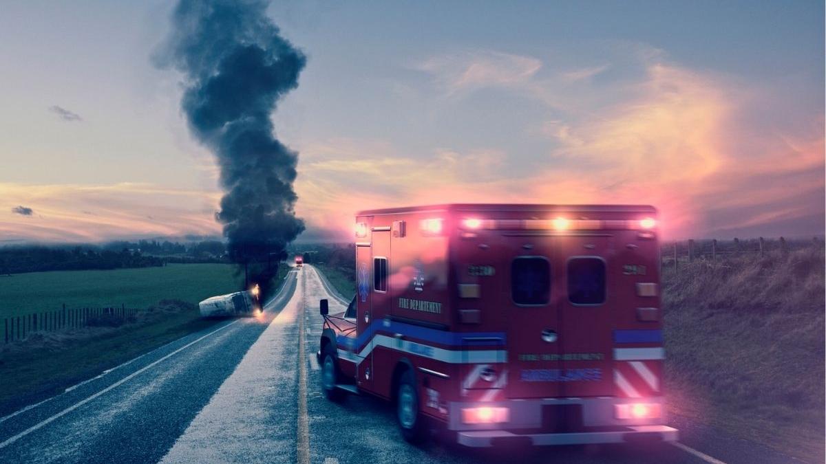 un microbuz romanesc s a rasturnat in mijlocul unei autostrazi din ungaria dupa ce s a ciocnit cu o