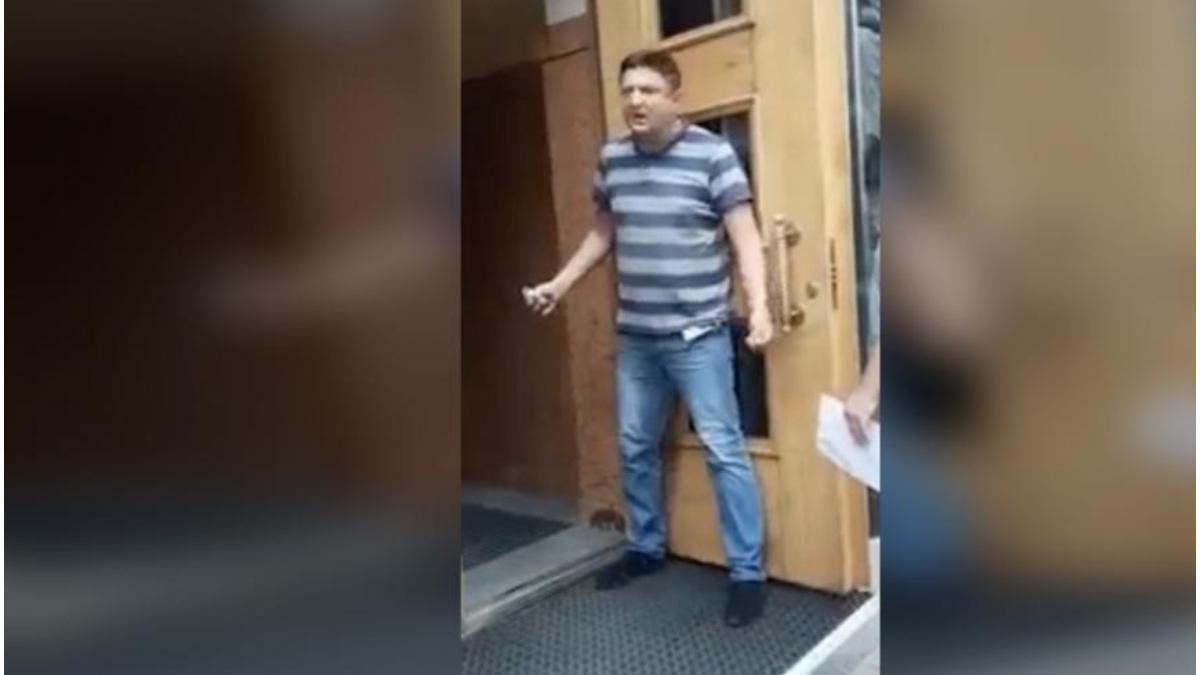 barbat ameninta grenada guvern kiev