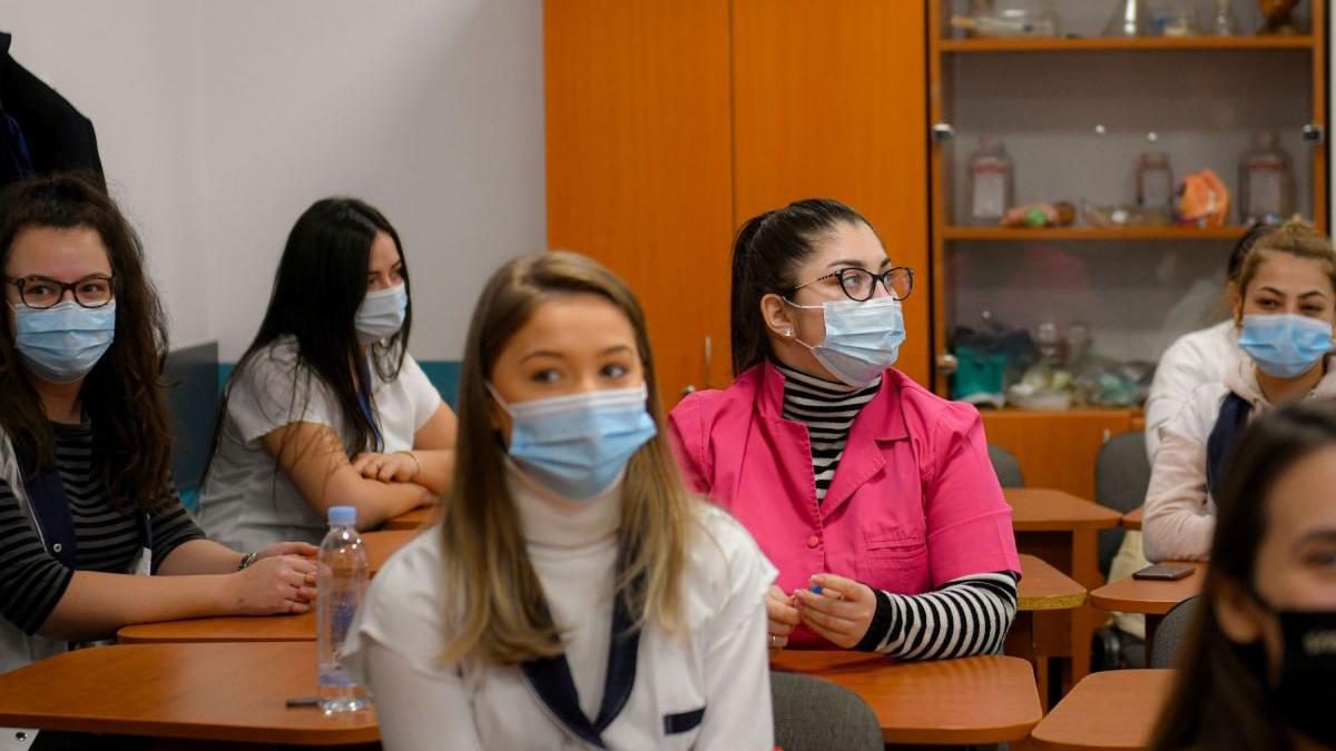 elevi scenarii scoala