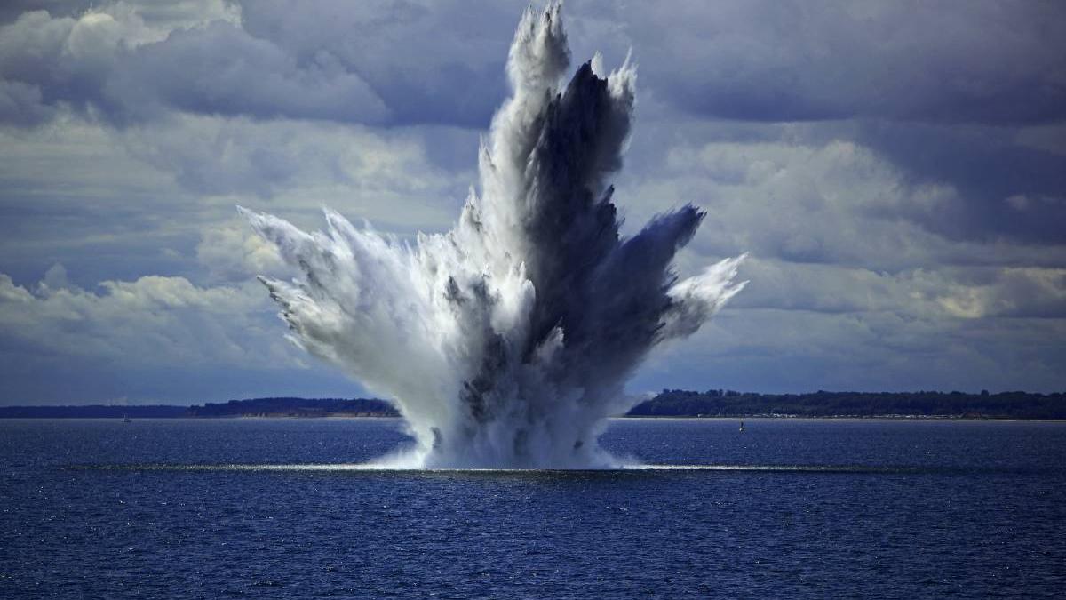 mina nexplodata al doilea razboi mondial descoperita fundul marii negre actioneaza marina militara