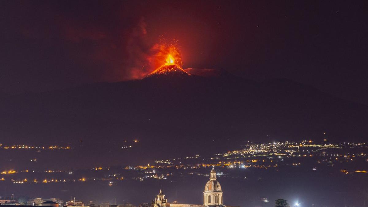 etna eruptie catania sicilia lava