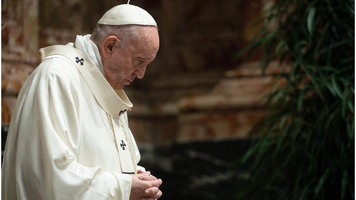 papa francisc plic trei gloante vatican