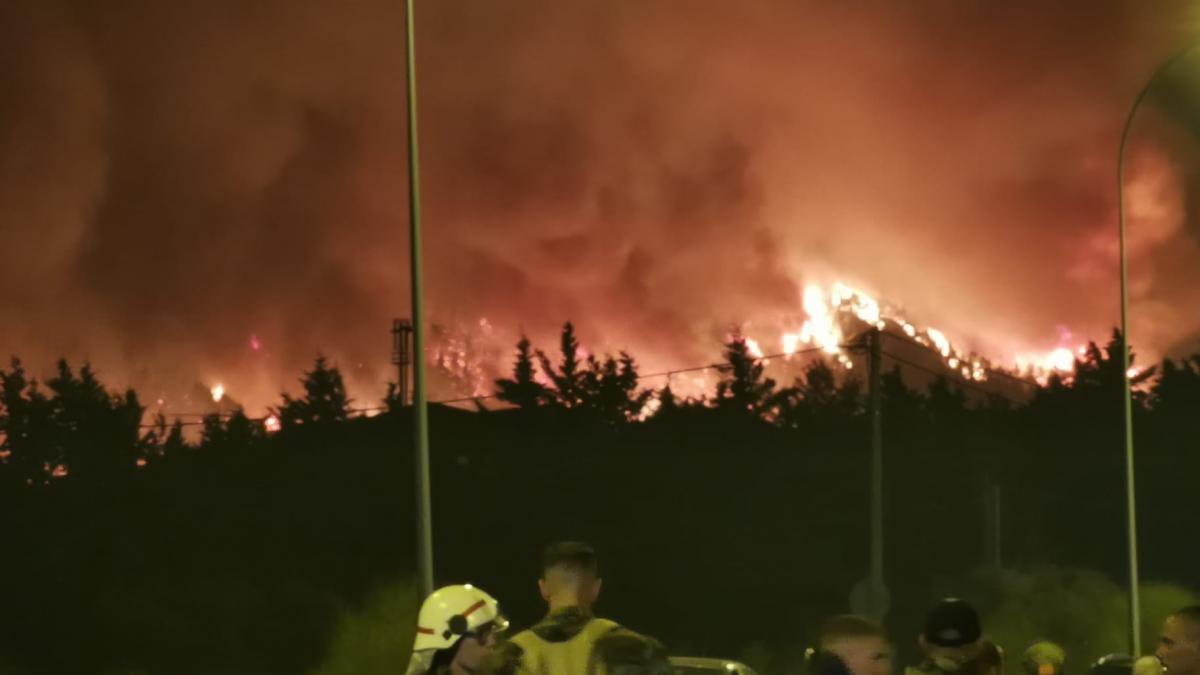 pompieri romani grecia evia foc lupta