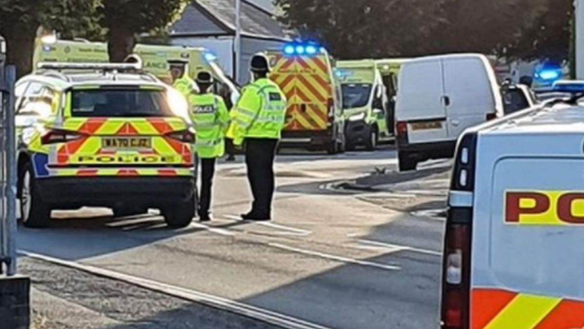 anglia plymouth incident armat politia