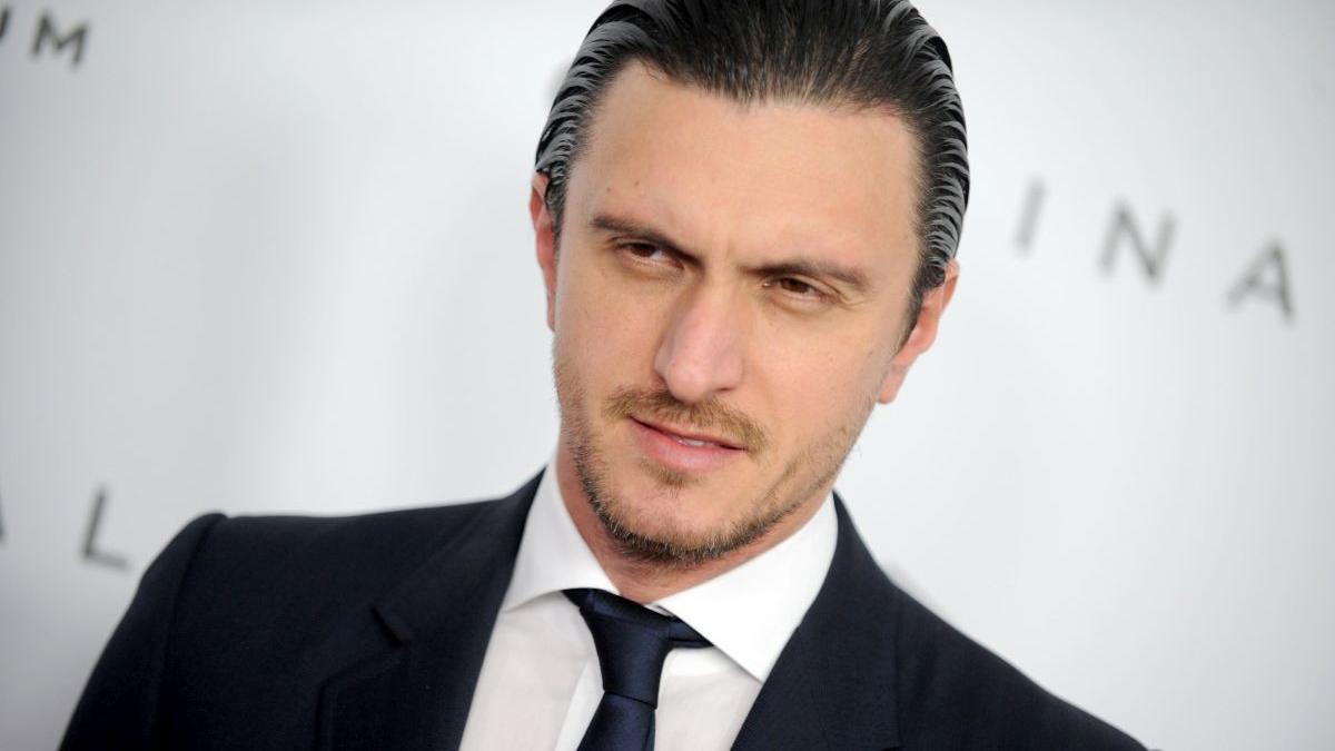 dragos savulescu nu poate fi extradat romania