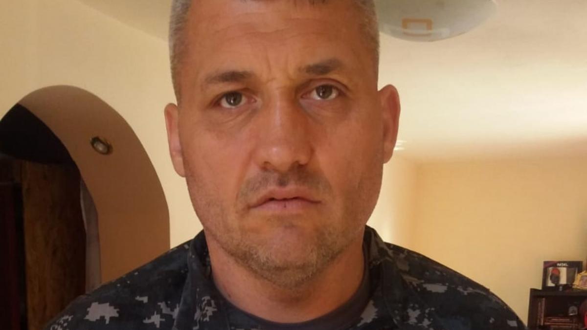 internare fortata la balamuc pentru un politist incomod