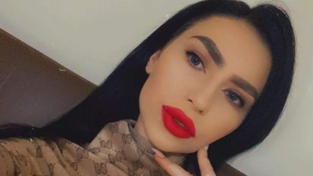 adela tanara romanca moarta camera hotel londra