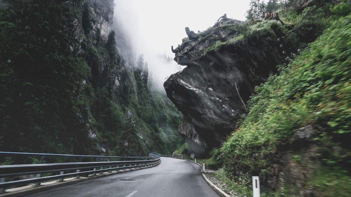 sosele montane pericol soferi trafic rutier intrerupt judetul suceava