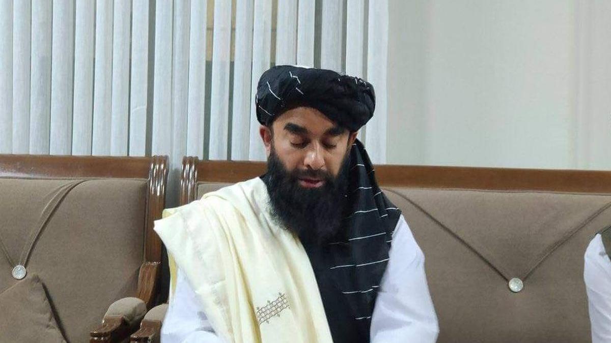 afgani aeroport kabul acces talibani