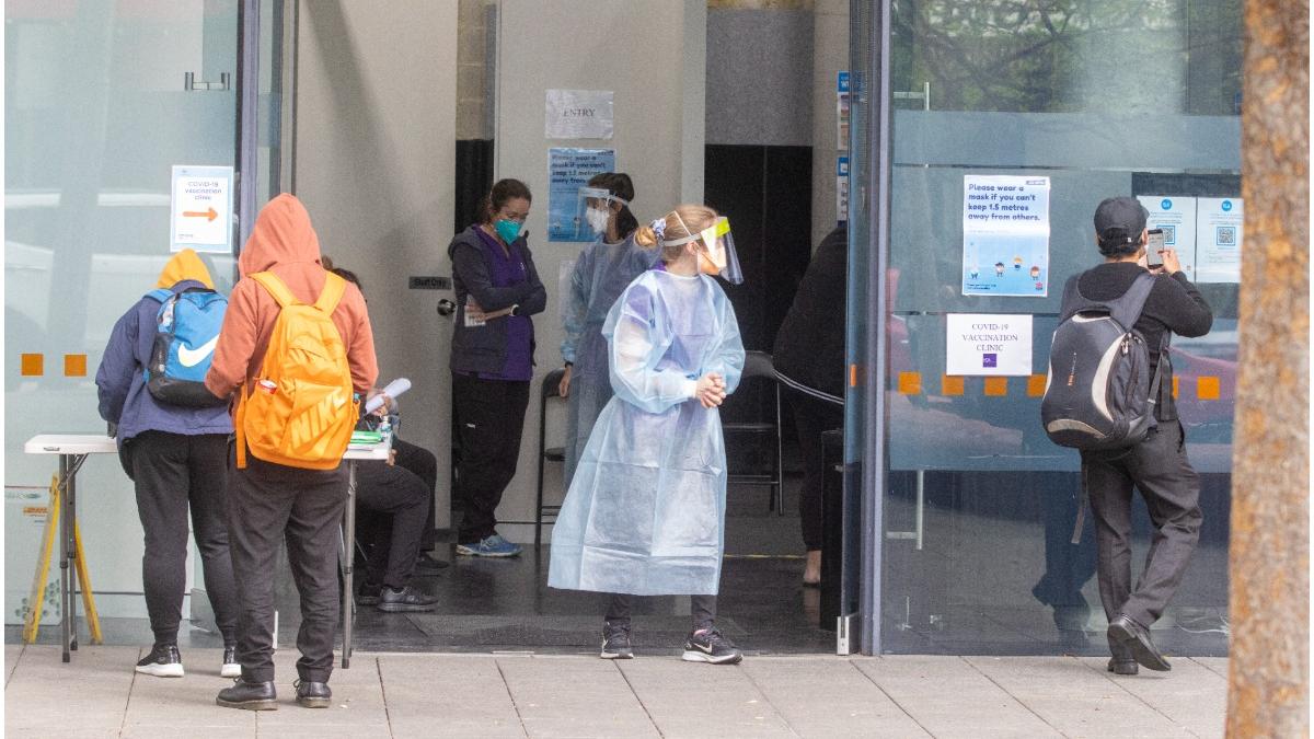 record infectari covid australia