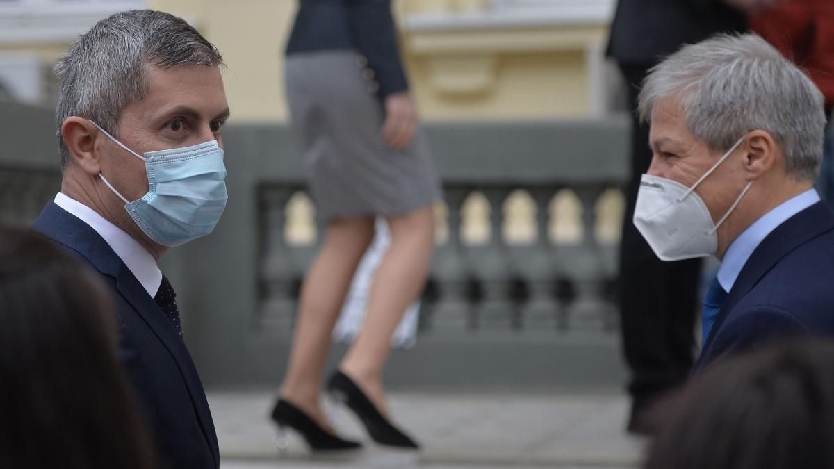 dacian ciolos usr plus nu se va multumi cu firimituri si maruntisuri in coalitie