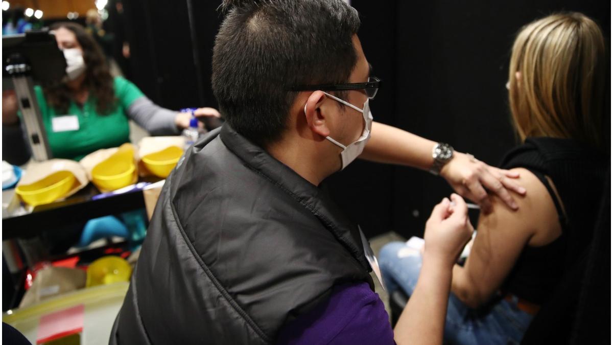 polonia doza trei vaccin