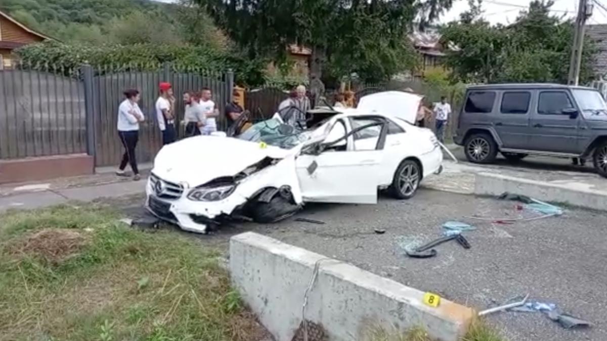 mama ranit copii mercedes pod arges