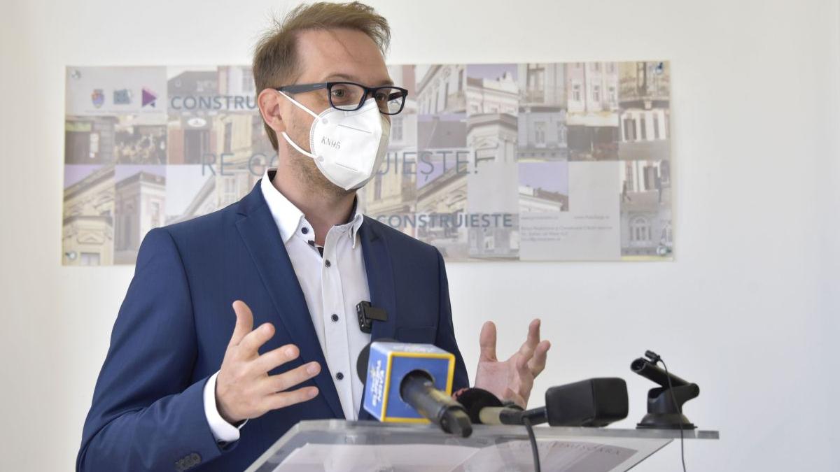 dominic fritz primar timisoara control de fond angajati primarie concediu medical