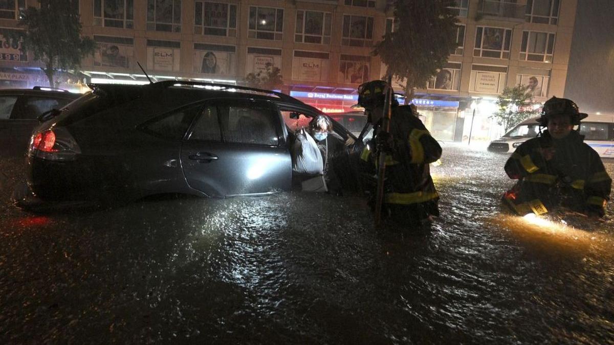inundatii ida new york metrou stare de urgenta