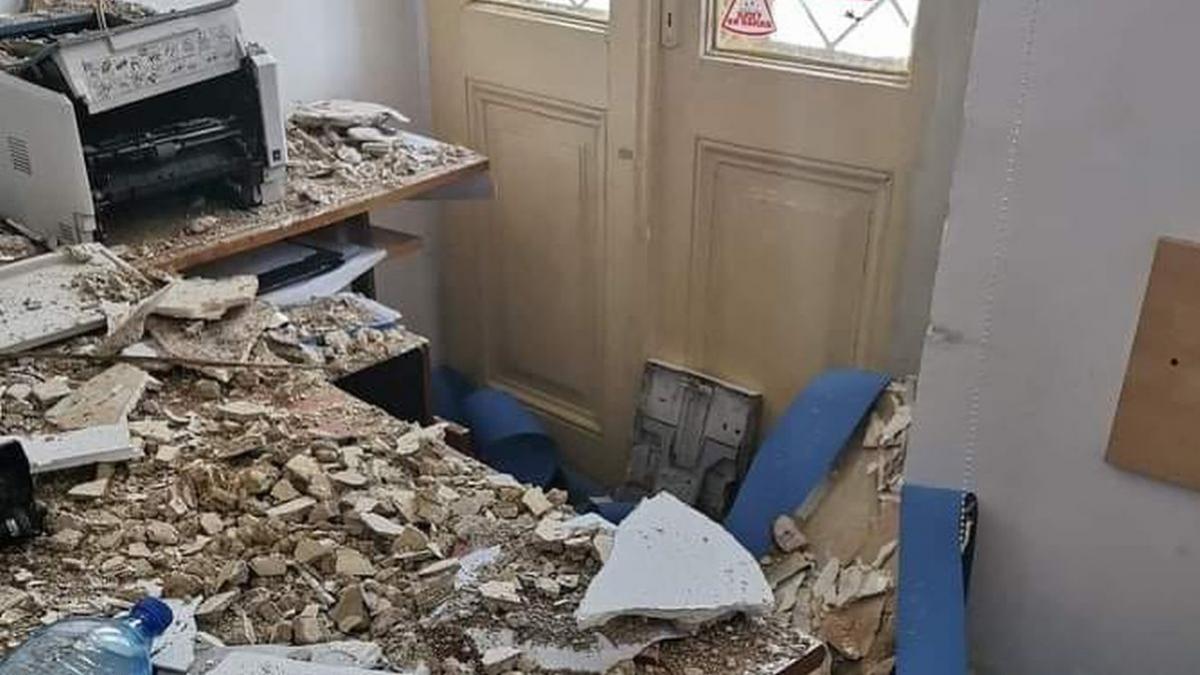 tavan prabusit sectia 3 politie capitala