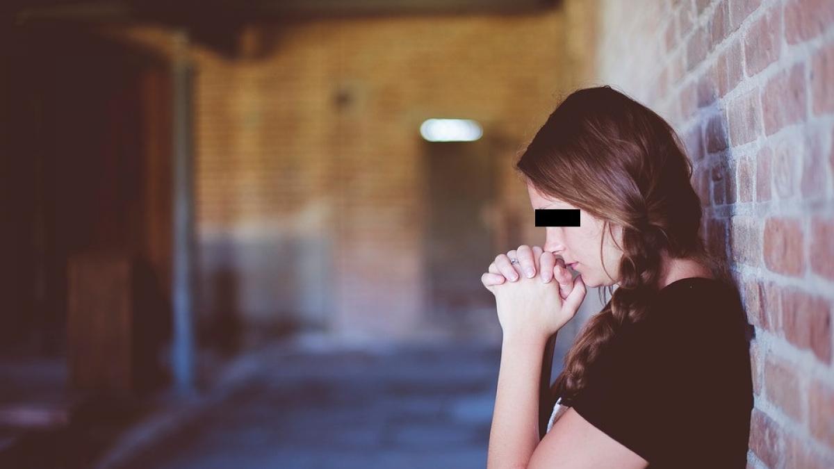 noroc urias pentru o femeie cu frica de dumnezeu a gasit 10 000 de euro iar politistii i au spus ca