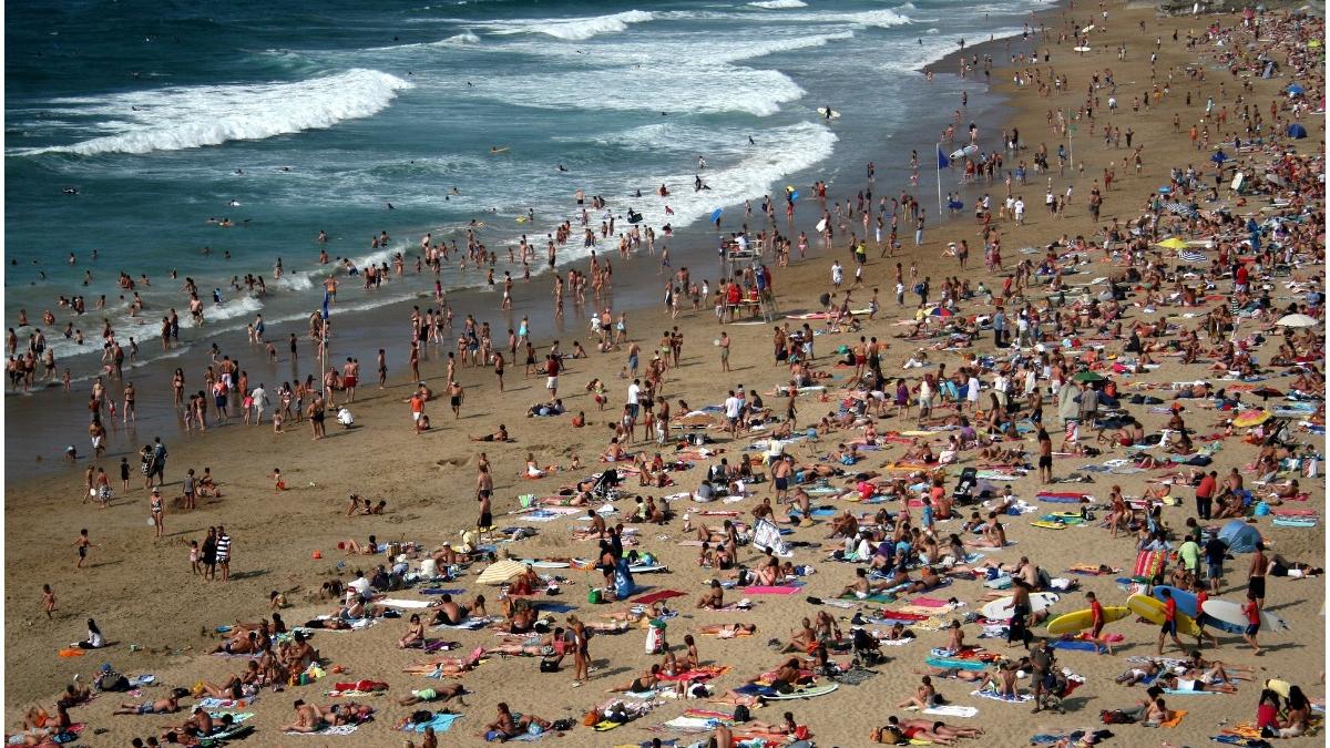 adolescenta viol plaja