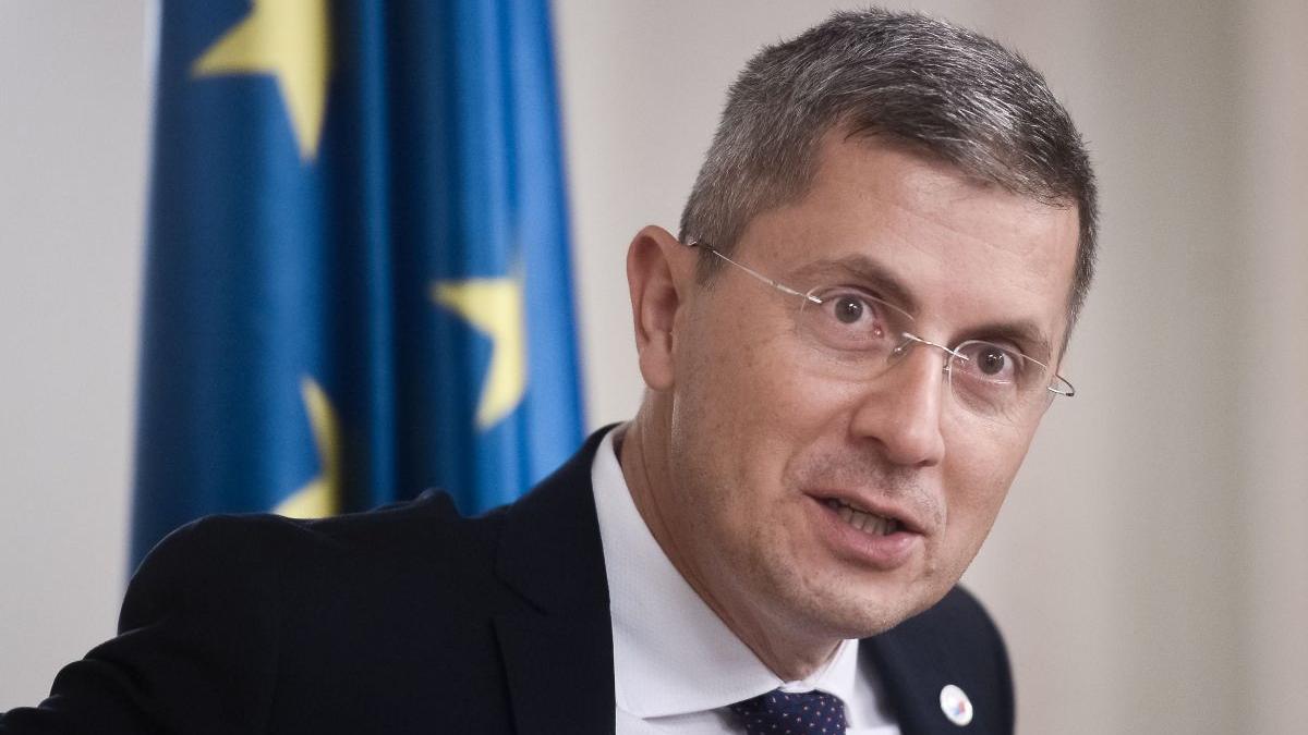 dan barna demisii secretarii de stat si prefecti