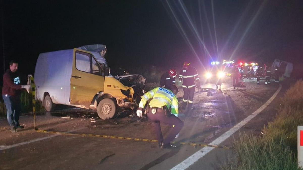 accident microbuze doua persoane au murit trei au ajuns la spital
