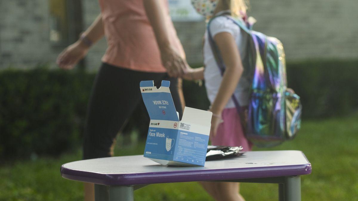 masca protectie obligatorie 50 m scoli