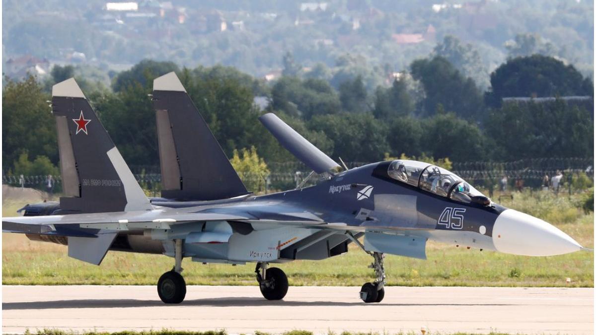 avioane militare rusesti patruleaza granita belarus