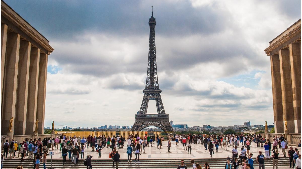 franta americani nevaccinati acces