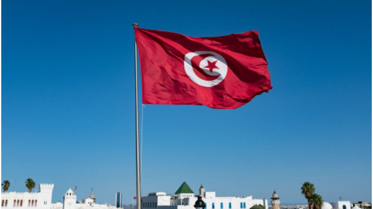 barbat autoincendiat tunisia